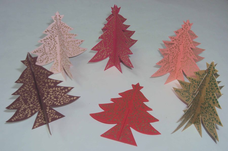 Mini X' Mas Tree, a Chimanlals accessories set