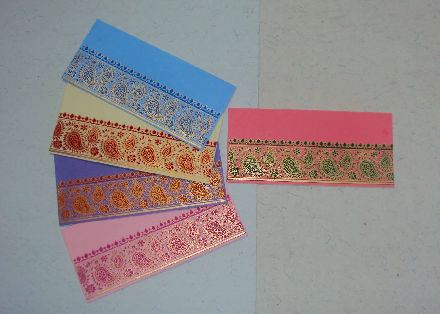 Gift envelopes with printed paisley borders