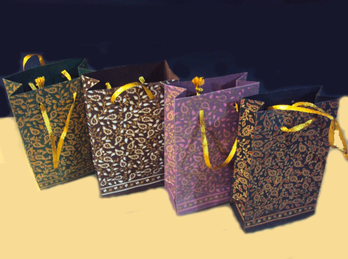 Taj Mini gift bag